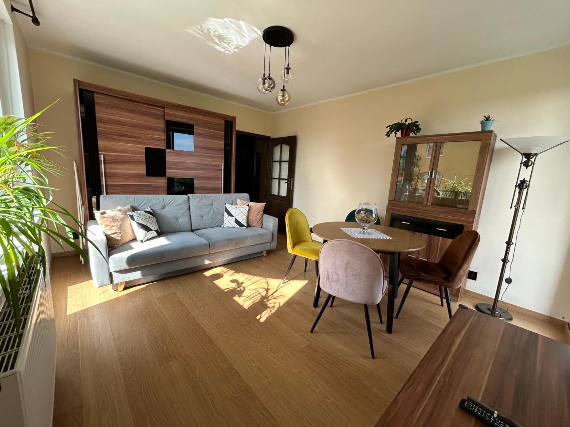 Rodzinny Apartament Blisko Hali Stulecia I Zoo วรอตซวาฟ ภายนอก รูปภาพ