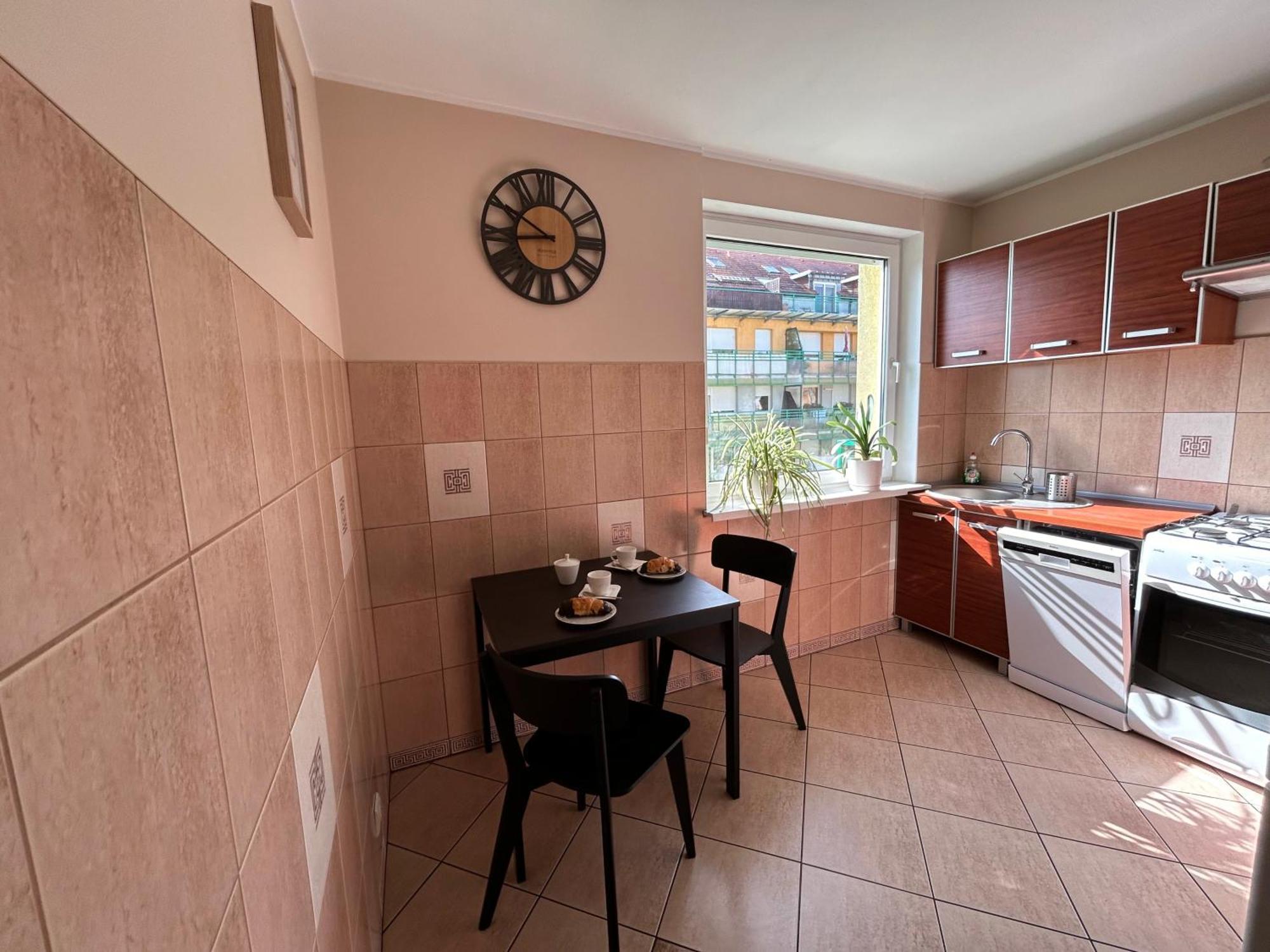 Rodzinny Apartament Blisko Hali Stulecia I Zoo วรอตซวาฟ ภายนอก รูปภาพ