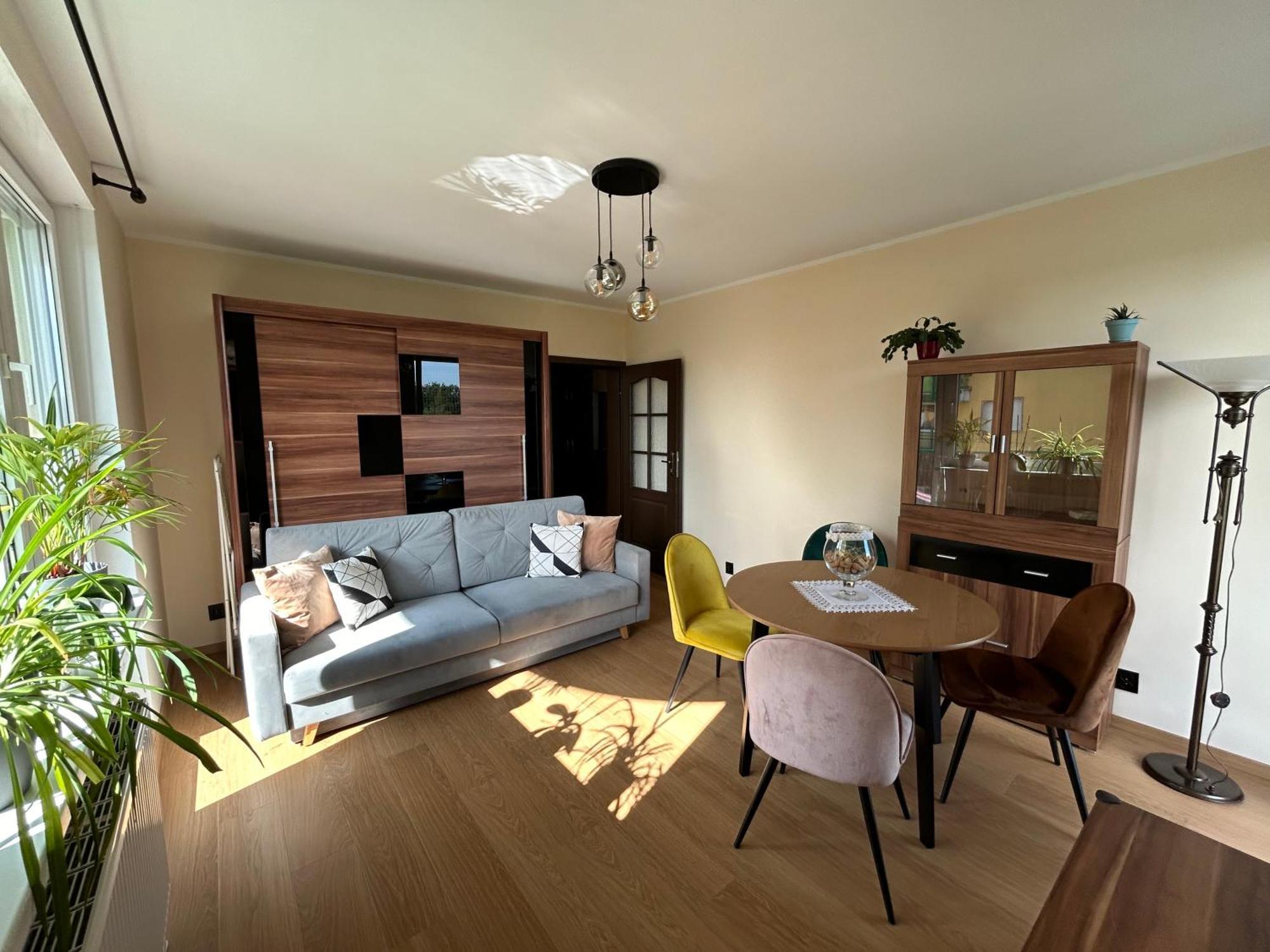Rodzinny Apartament Blisko Hali Stulecia I Zoo วรอตซวาฟ ภายนอก รูปภาพ