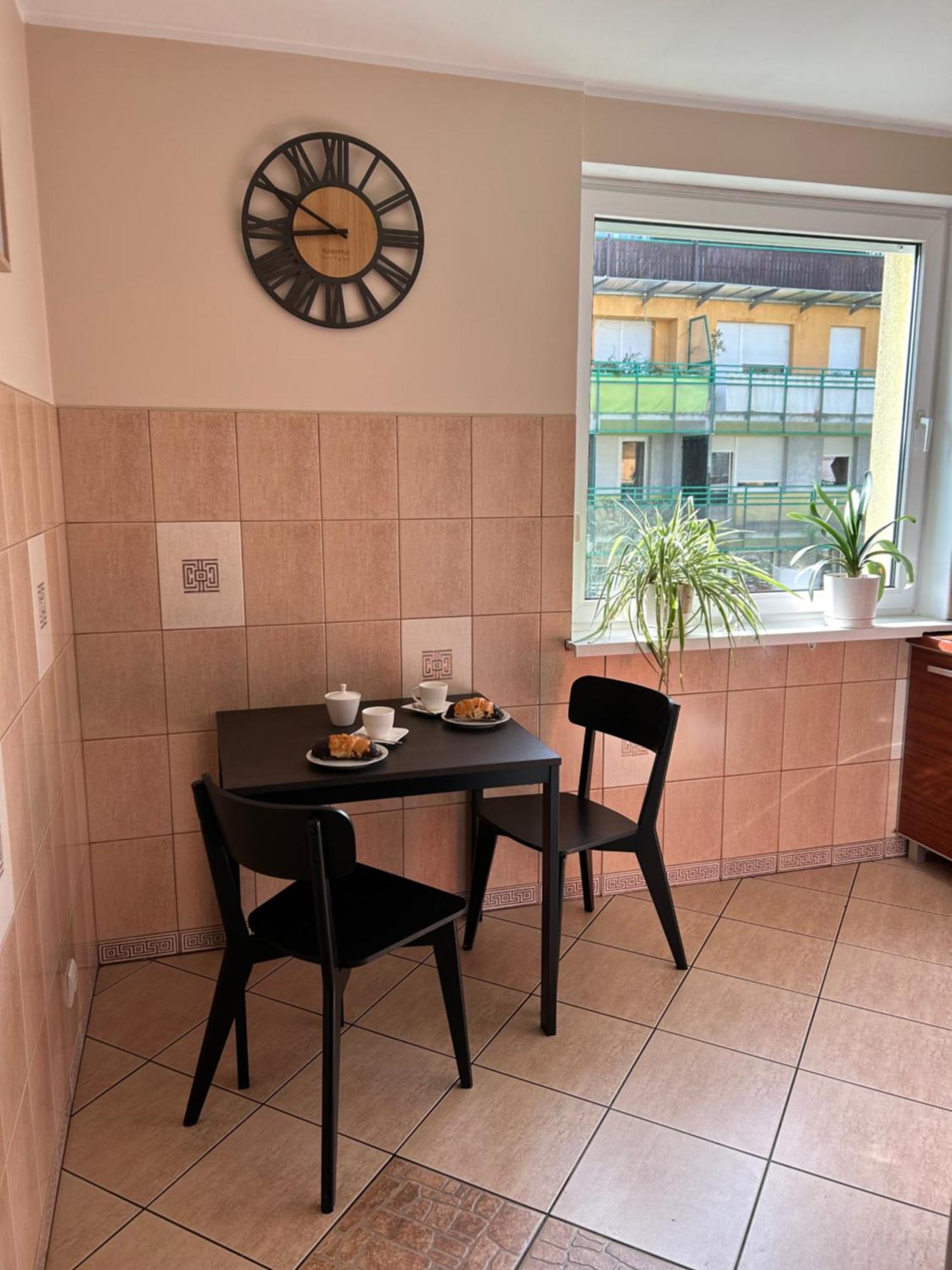 Rodzinny Apartament Blisko Hali Stulecia I Zoo วรอตซวาฟ ภายนอก รูปภาพ